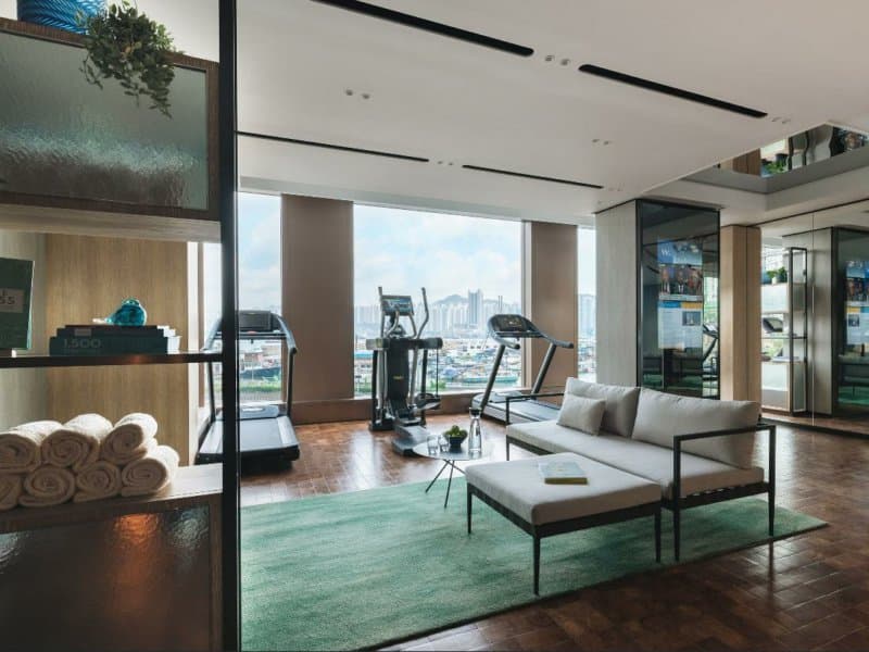 shau kei wan Oi Tak 街1号